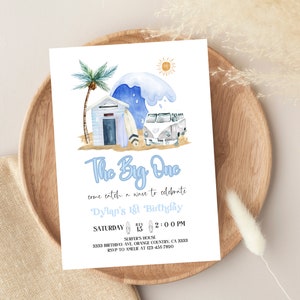 Surf&#39;s Up 1e verjaardagsuitnodiging: Wave Surfer-thema (bewerkbare sjabloon)