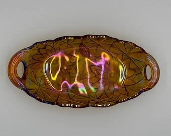 Bandeja de cristal de carnaval vintage con estampado de margaritas de caléndula, color ámbar iridiscente, con asas, estilo de cristal de la época de la Gran Depresión.