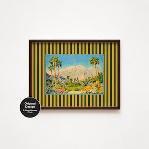 Impressão artística digital de um cartão-postal vintage de Palm Springs, decoração de parede eclética, colagem colorida de mídia mista com listras, decoração de casa com estética maximalista.