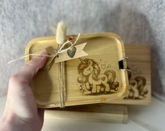 Einhorn Pferd Brotdose Lunchbox Vesperdose + Brettchen für Kinder aus Edelstahl und Bambus Holz 750ml