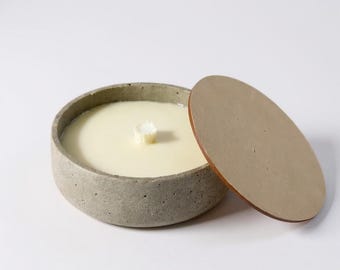 Rustikale Betonkerze – Perfekt zum Verschenken & für den Outdoor-Bereich | Wachsfresser Kerze, 13 cm breit