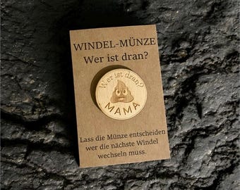 Windelmünze aus Holz – „Poop“-Design | Entscheidungshelfer für Eltern | Witziges Geschenk für Mama & Papa zur Geburt