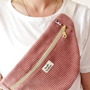 Sac banane velours côtelé rose, poche en option.
