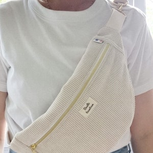 Sac banane velours côtelé ecru, poche en option