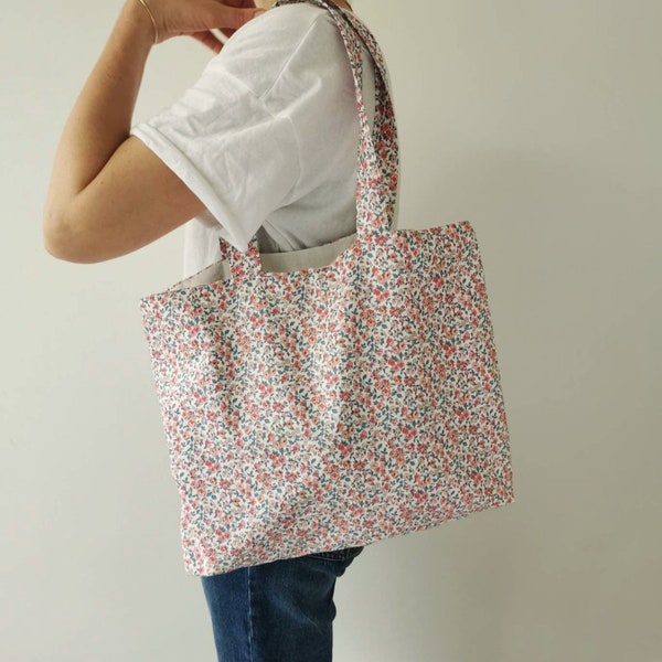 Tote bag fleuri avec poche / sac cabas, fourre-tout, flower tote bag / fêtes des mères,cadeau