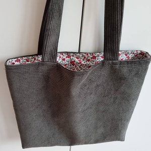 Sac cabas en velours côtelé intérieur fleuri avec poche et fermeture/ velvet tote bag, made in France Gris foncé