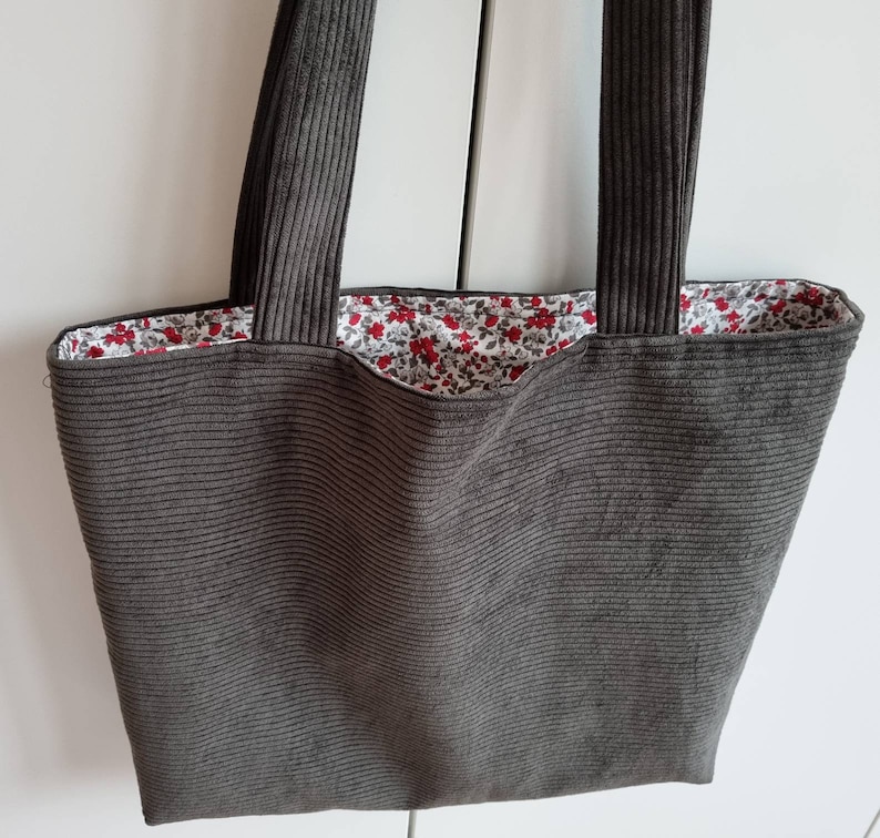 Sac cabas en velours côtelé intérieur fleuri avec poche et fermeture/ velvet tote bag, made in France Gris foncé