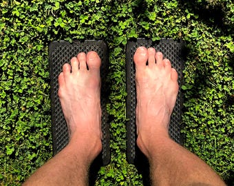 Sadhu Board-tool voor biohacking | Zilveren nagelacupressuurbord