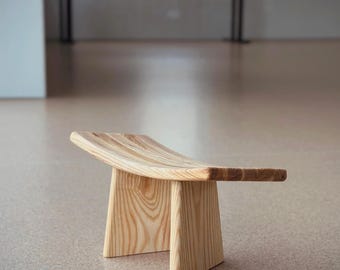 Meditation bench – Ergonomic yoga stool for better posture, Natural oak folding seat