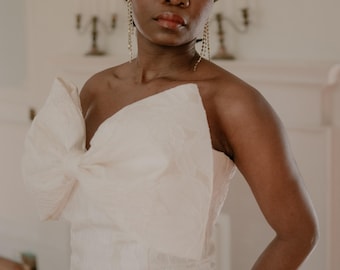 Big Bridal BOW Accessory, Chic CITY BRIDE, Attachable Accessory