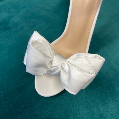 Wedding Shoe Clip Twist Shoe Bow Bow Shoe Pale Ivory Satin Etsy UK