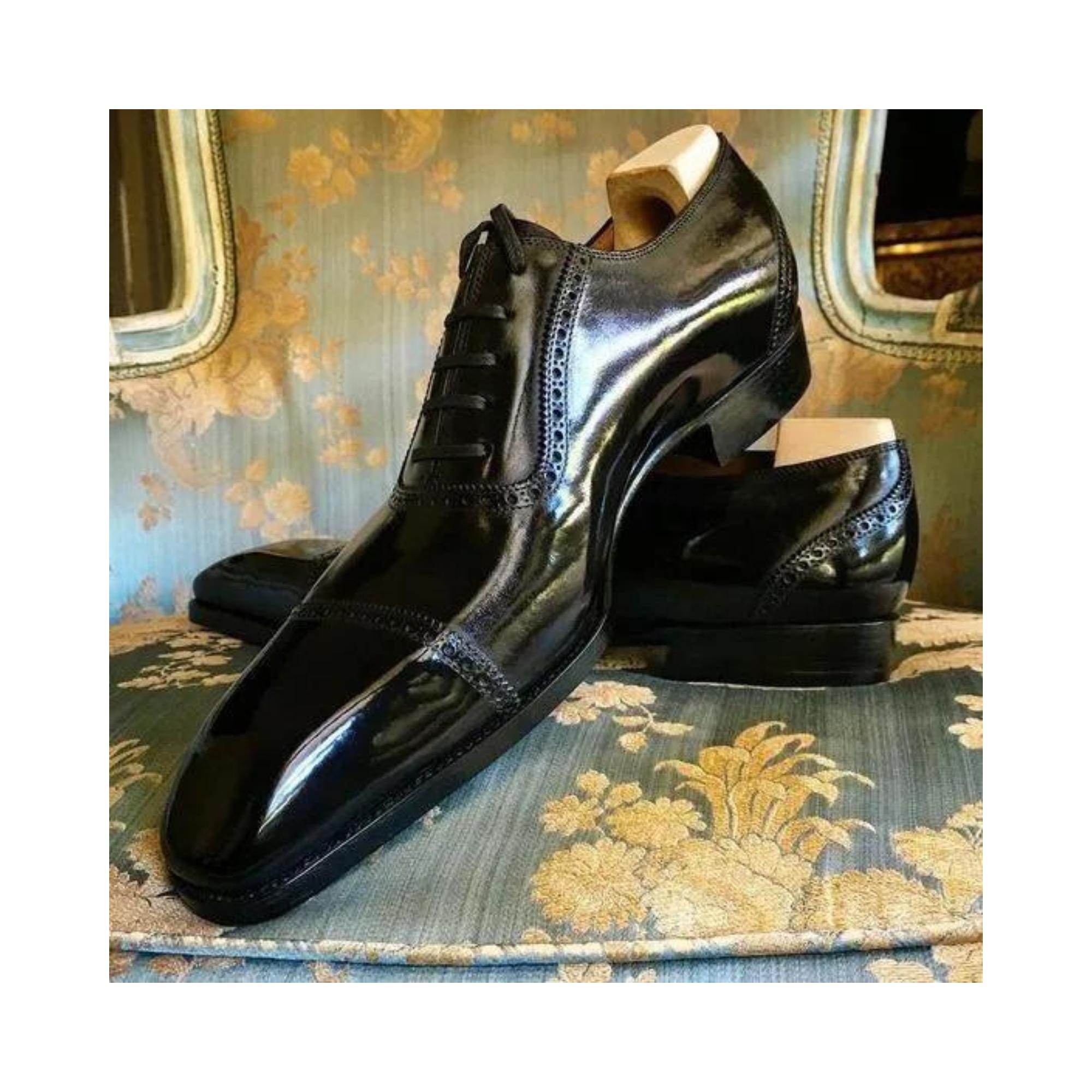 Handmade Black Leather Brogue Oxford Shoes: Men's Formal Dress Wear