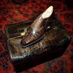 Buy Men Brown Alligator Crocodile Texture Leather Lace up oxford Shoes