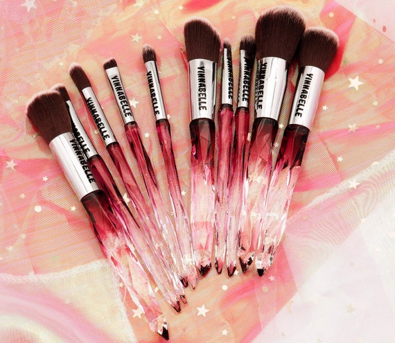 White Makeup Brushes Best Quality Inexpensive Price 8PCS