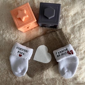 Originele zwangerschapsaankondiging, babysokjes, vader, opa, oma, oom, tante, peetvader, meter