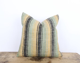 Handwoven Hemp Kilim Pillow Cover, Turkish Boho Chic Decor (18x18)
