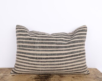 Hemp Kilim Pillow Cover, Vintage Turkish Wool Cushion (16x24)