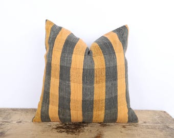 Vintage Hemp Kilim Pillow Cover, Boho Chic Throw Pillow (18x18)