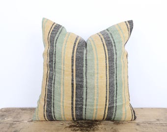 Hemp Kilim Pillow Cover, Turkish Wool Throw Pillow (18x18)