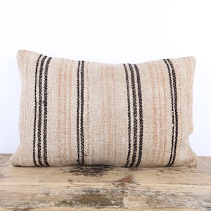 Turkish Kilim Pillow, Hemp Kilim Pillow, 16x24 Pillow Case, Handmade Tribal Pillow, Wool Pillow, Kilim Cushion Cover, Home Decor, Pillow