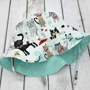 Kitty Cat Sunhat with Brim Multi Color Cats Pastel Aqua Lining Girl Sun Hat Adjustable Chin Tie Cotton Sun Protection