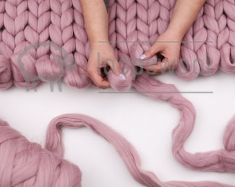 1 ball = 0,45 kg = 1,0 lbs, 100% Merino wool yarn, SALE! Wool giant chunky yarn for chunky knit, DIY Gift for mother