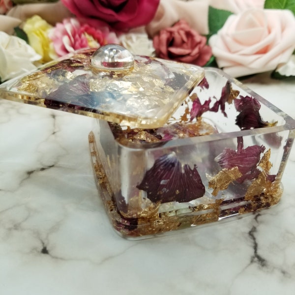 Lavishly Violet Jewelry Box - Resin Trinket Box - Gold Foil - Dried Flowers - Storage Box - Home Decor - Handmade Gifts - Jewelry Box