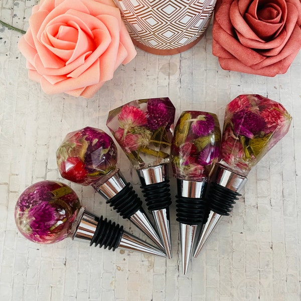 Floral Wine Stopper - Handmade with Resin - Pink Flowers - Kitchen Tools - Party Favors - Gift Ideas