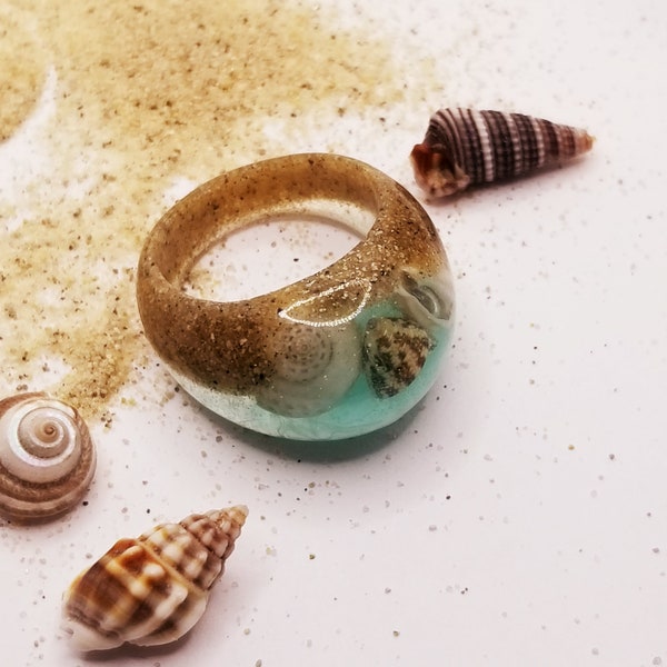 Ocean Shells Resin Ring - Nature Inspired - Colored Ring with sand - Handmade Rings - Resin Jewelry - Ocean Ring - Gifts for her - Seashells