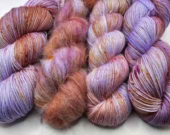 SAISONNIER  "Jacinthe",  Laine teinte main, base au choix - Merinos, MerNylon, Singles, Mohair, Suri, Lace, Fing, DK, Soie...