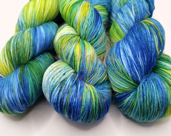 SAISONNIER "Majorelle",  Laine teinte main, base au choix - Merinos, MerNylon, Singles, Mohair, Suri, Lace, Fing, DK, Soie...