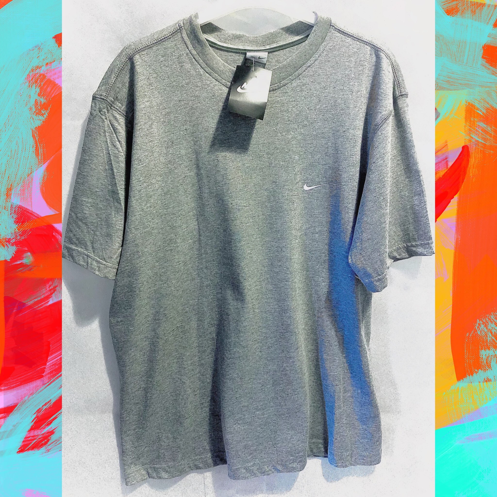 camiseta nike gris