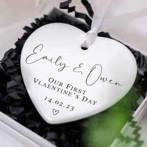 Regalo personalizado para el primer día de San Valentín, regalo para parejas, para novio, novia, corazón de cerámica, recuerdo de San Valentín, regalo de aniversario para esposo y esposa