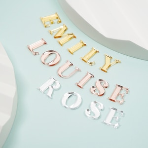 Acrílico bolo charme letras nome bolo topper, personalizado bolo topper aniversário inicial carta encantos bolo rosa ouro, prata