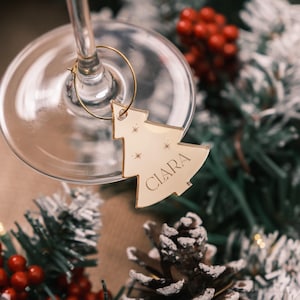 Decorazioni personalizzate per la cena di Natale, targhette con nome per ciondolo per calici da vino, bicchieri da cocktail di Natale, mini decorazioni per l'albero di Natale