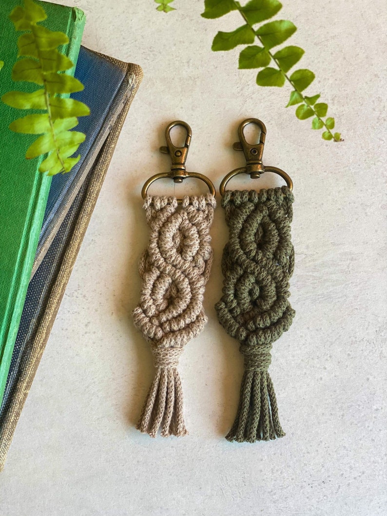 Handwoven Macrame Keychain Macrame Accessories Handmade Keyring Keyring Keychain Gift Bag Keychain image 1