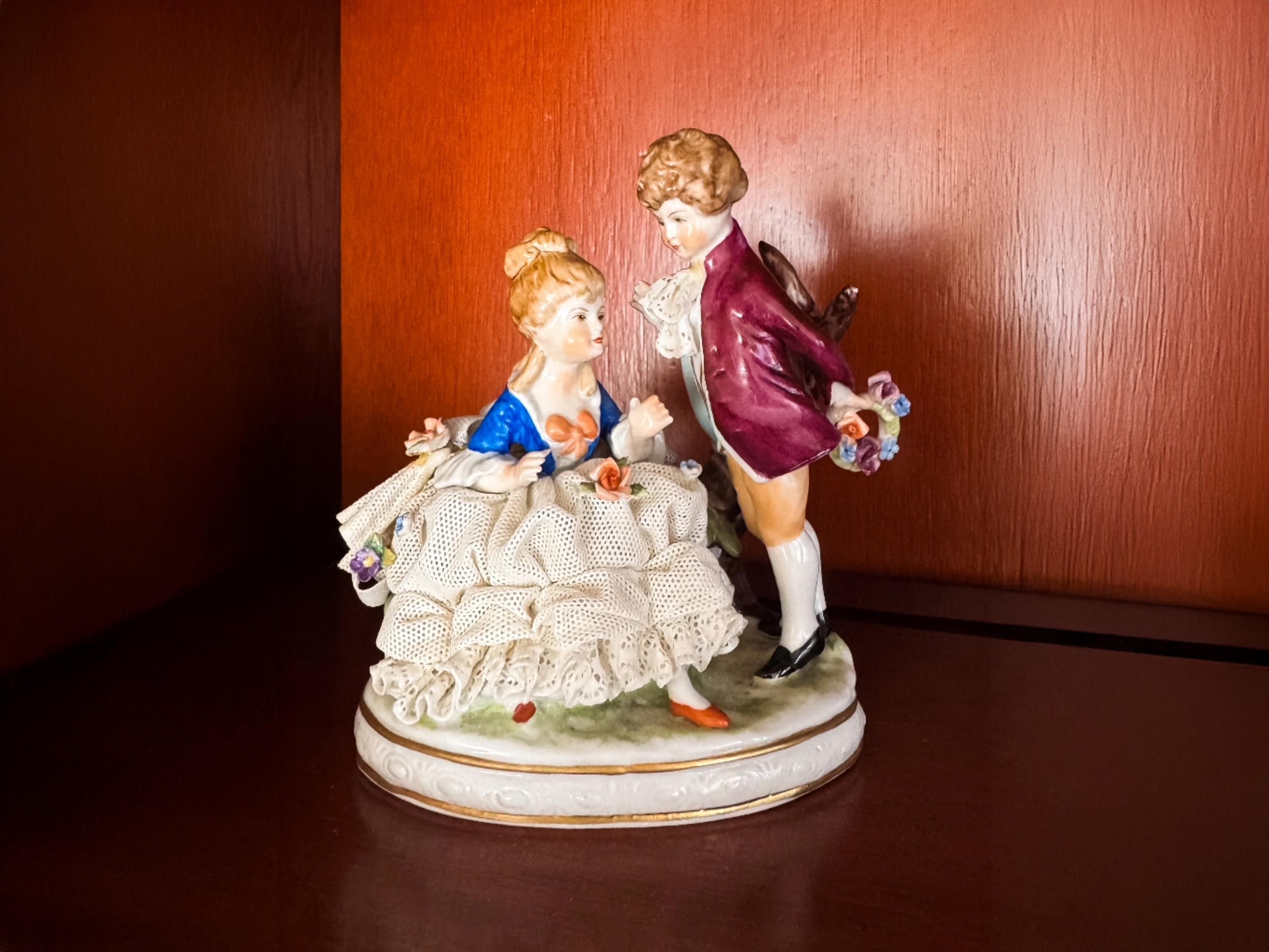 シャイベ　アルスバッハ　磁器　置物　アンティーク ヴィンテージ シーベ アルスバッハ 磁器 モスクワから逃げる