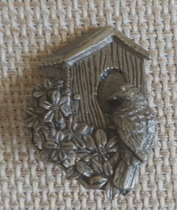 Birds & blooms brooch Gem