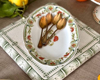 Vintage Limoges porcelain bowl with scalloped edge and superb green and orange floral decoration, Haviland Limoges
