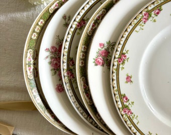 6 assiettes plates  anciennes dépareillées en porcelaine à décor floral rose et vert, Limoges
