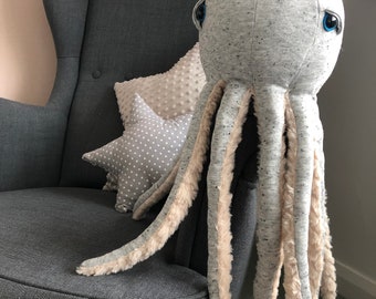 Gefüllter Knuffiger Oktopus - Stofftier