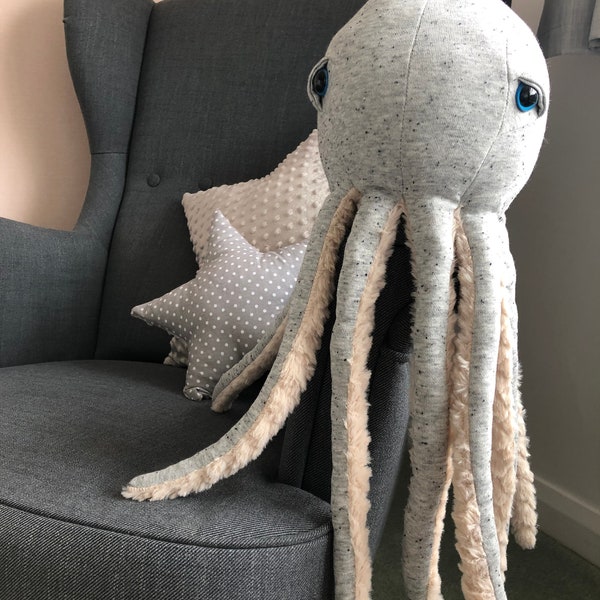 Stuffed Cuddly Octopus - Stuffed animal