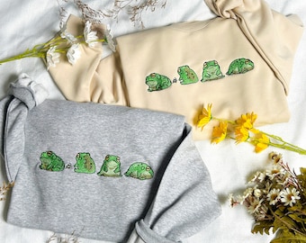 Frog Embroidered Sweatshirt | Frog University T-shirt | Embroidered Sweatshirt | Sweater | Crew Neck Sweatshirt