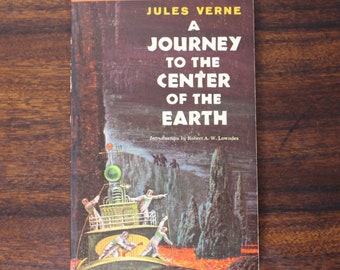 A Journey To the Center of the Earth by Jules Verne - Airmont Publishing Paperback, New York, 1965 - Vintage Science Fiction / Sci Fi Novel