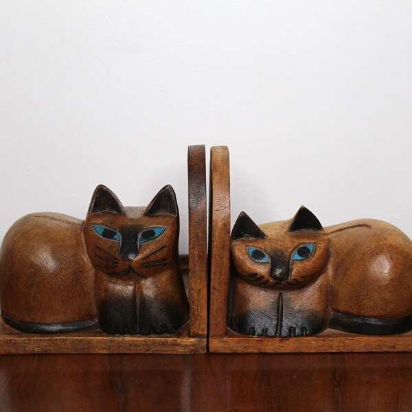Vintage Wooden Cat Bookends with Blue & Black Detail - Handmade and Handpainted Solid Wood Ornaments - Hand Carved Chunky Library Decor