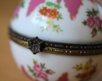Spanish Porcelain Del Prado Trinket Ring Pill Box