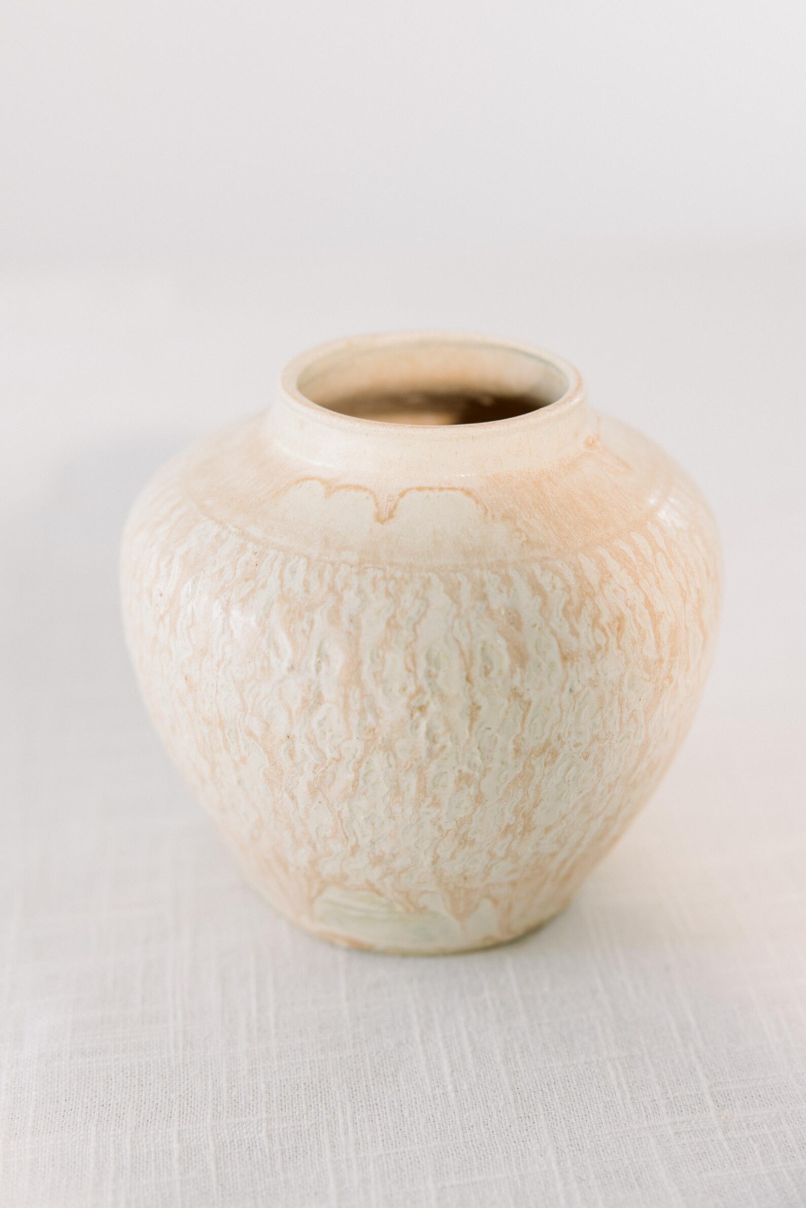 Soft Petal Pink Chattered Jar Vase - Etsy