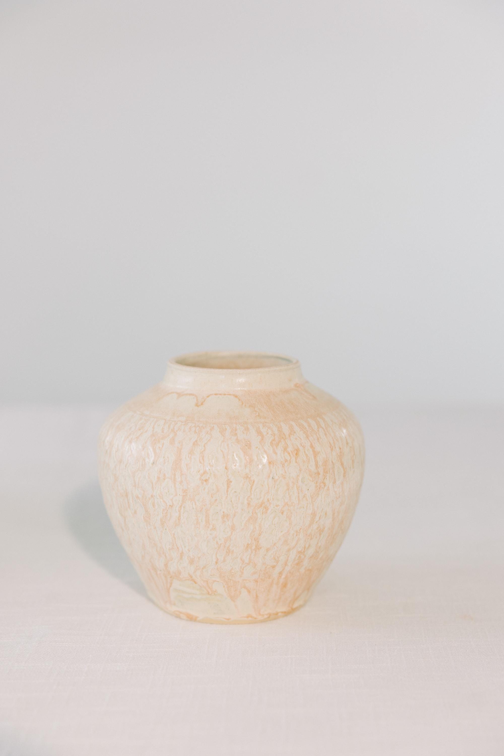 Soft Petal Pink Chattered Jar Vase - Etsy