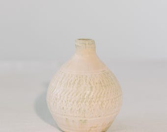 Soft Petal Pink Chattered Bud Vase