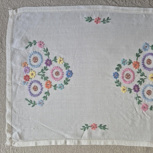 Vintage floral embroidery side table/vanity table cloth 1960s